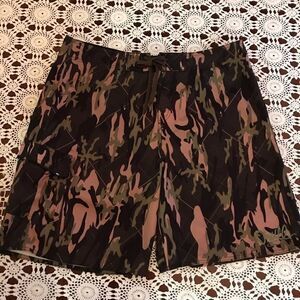 Great O’Neil Camouflage Board Shorts Size L